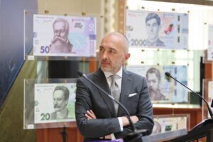 «Дропи — це біда». Голова НБУ закликав Раду ухвалити спеціальний закон для боротьби з тіньовими фінансовими потоками